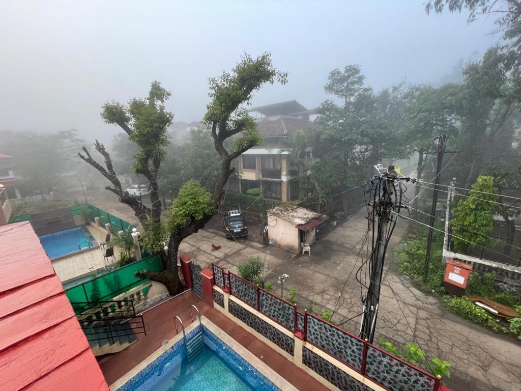 Hotel Phoenix Lonavala Exterior foto